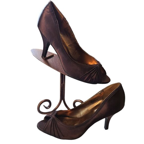 STEVE MADDEN Shoes Chocolate Bronze Satin 4" Peep Toe Heels sz 8.5M - Picture 12 of 13